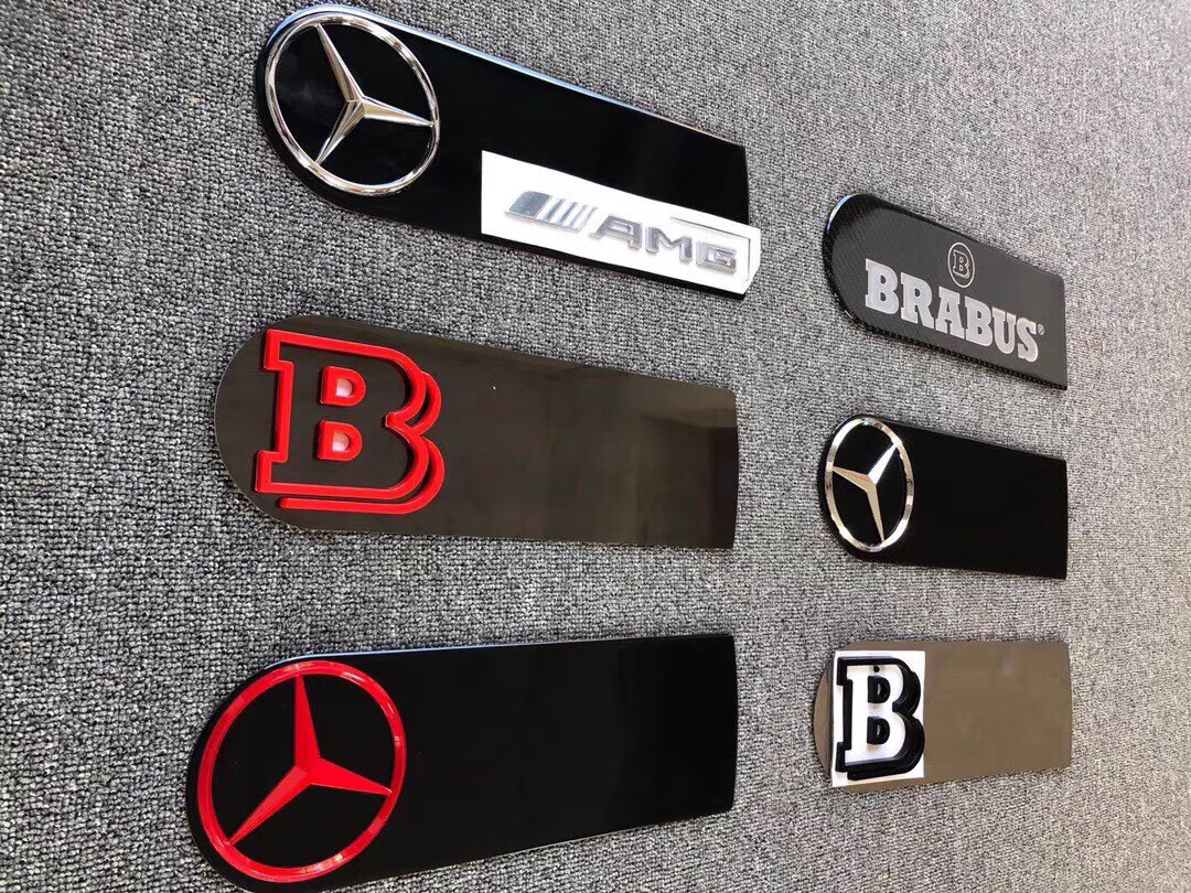 奔驰g级暗夜标大g改巴博斯中网标g500字标g63后尾