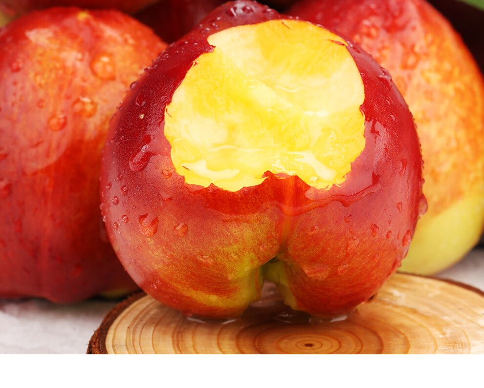 新鲜黄肉油桃黄肉油桃新鲜水果国产黄心桃子