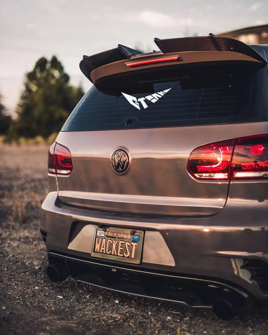 适用于高尔夫6gti/r20改装ak尾翼免打孔运动尾翼 高7全系 ak碳纤纹