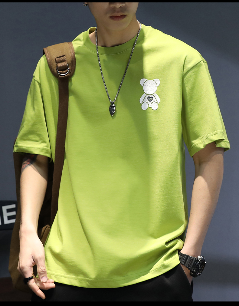 牛果绿t恤帅气牛油果绿短袖男2022夏季宽松t恤小熊印花休闲百搭上衣潮