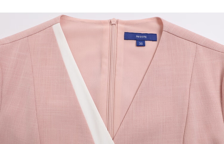 恩裳cover夏款2022新品时尚撞色拼接麻纱面料压褶简约通勤连衣裙粉色