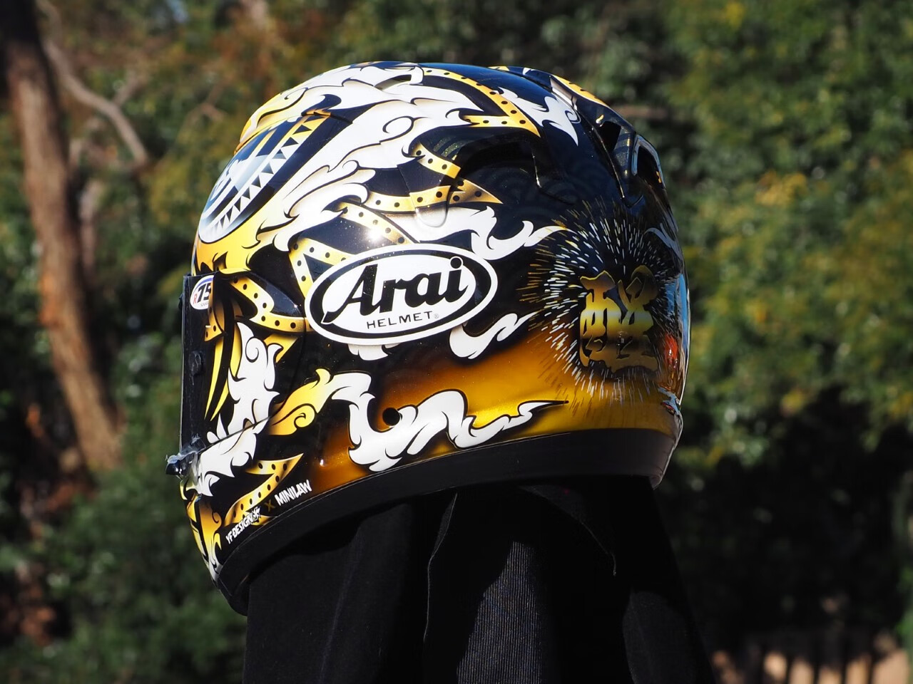 现货/ 日本进口arai摩托车头盔7x 特别合作款黑金醒狮 骑行全盔 rx-7x