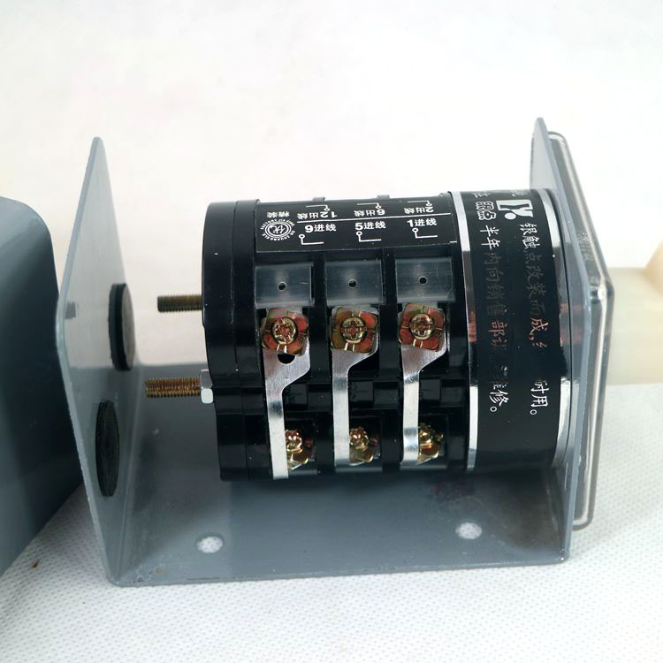 迪赛斯手动大功率银触点倒顺开关55kw220v380v正反lw530n三相单相