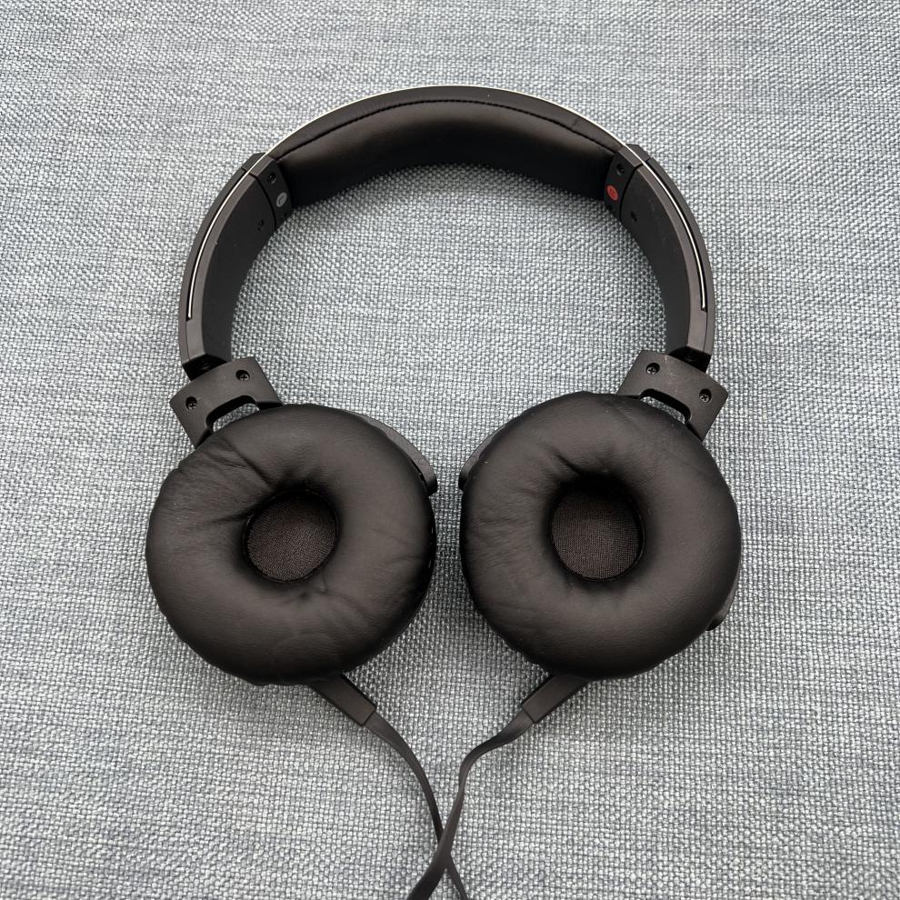 索尼(sony) sony/索尼 mdr-xb550ap头戴耳机重低音有线电脑手机通用