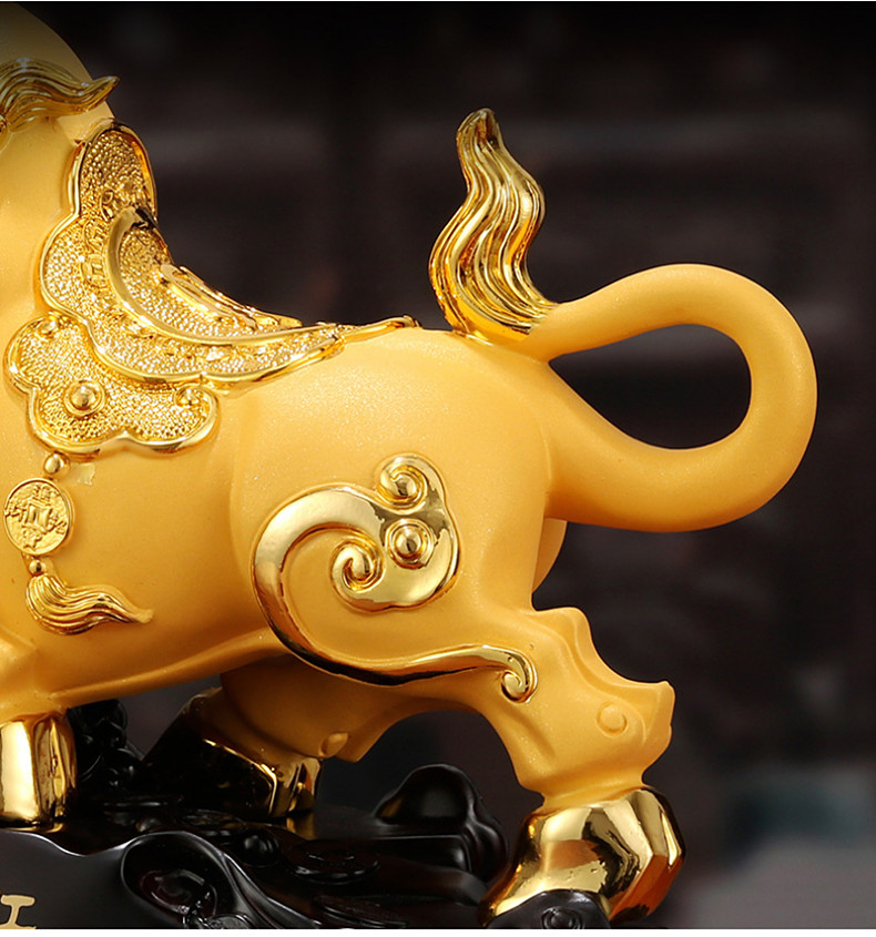 礼赫家饰金牛摆件牛气冲天十二生肖牛运势如虹风水招财工艺品办公室