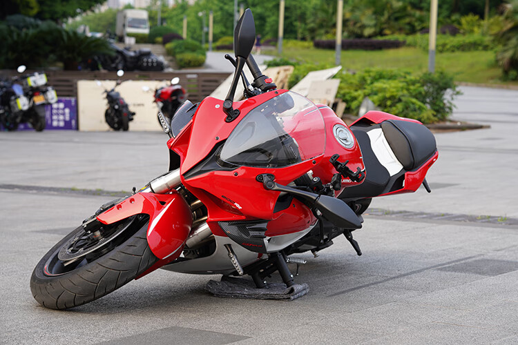 适用于qjmotor赛600护杠钱江赛600保险杠改装400赛350前护杠弹簧头追