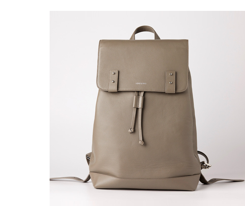 威可多vicutu男士皮包牛皮革大容量水桶包商务简约便携双肩背包vrw2