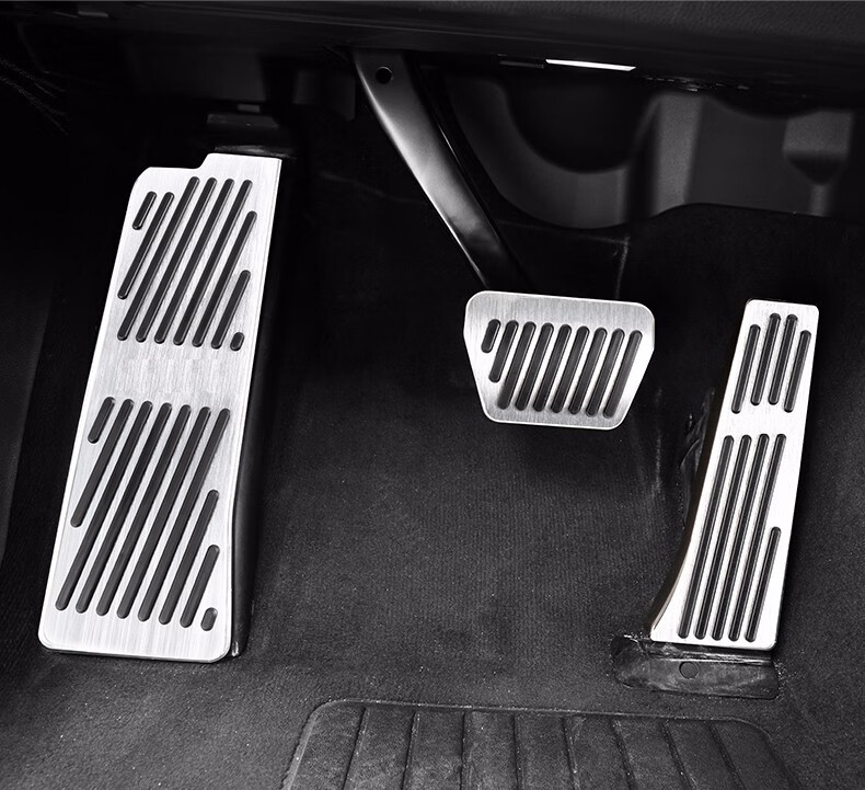适用宝马油门踏板刹车踏板3系gt4系新5系7系新x1x3x4x5x6内饰改装 18-