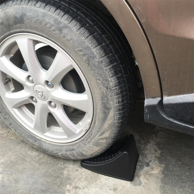 汽车三角轮胎支垫斜坡防滑防溜车轮阻挡静止止退器防溜停车止滑垫