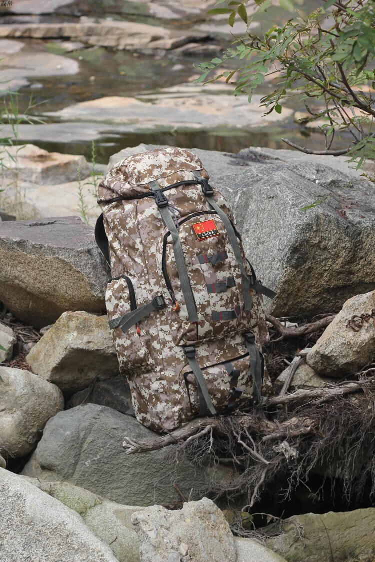 新款迷彩登山包户外背包男80l战术军野营背囊双肩包旅游包行李包迷彩