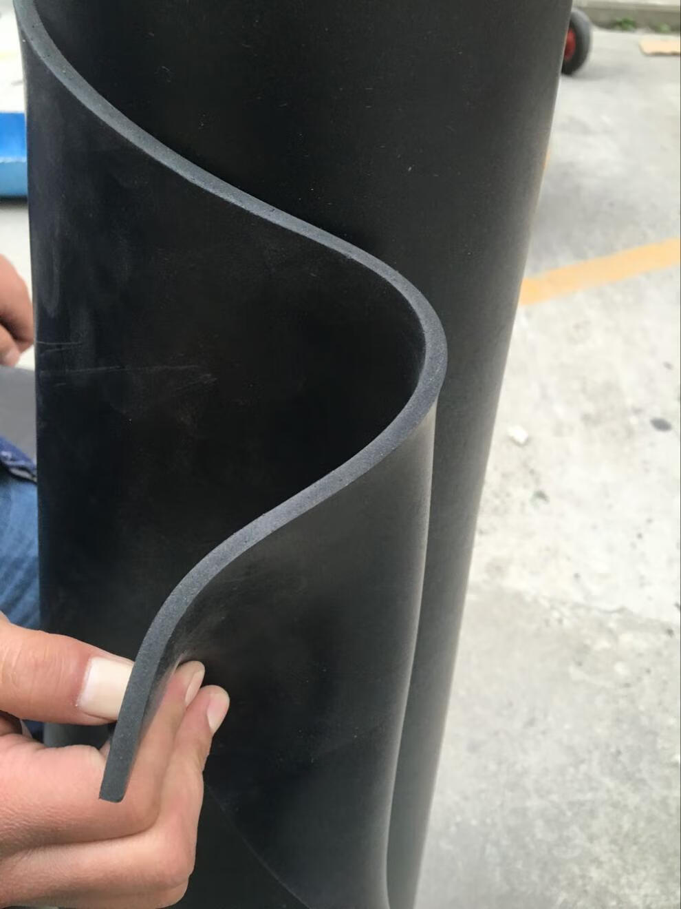 氯丁耐油橡胶板阻燃橡胶垫丁晴3mm5mm氟橡胶绝缘橡胶皮垫黑色橡胶 丁