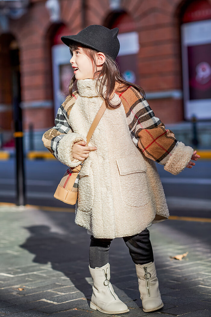 1-15岁小孩子穿的皮草外套儿童中大童宝宝大衣冬装羊羔绒女童皮毛一体