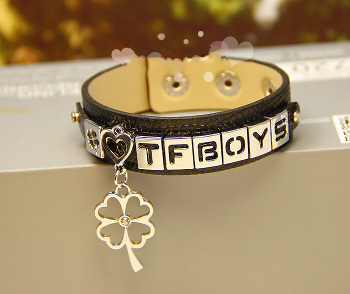 tf家族tfboys同款王源 王俊凯 易烊千玺四叶草个性字母手链可定制