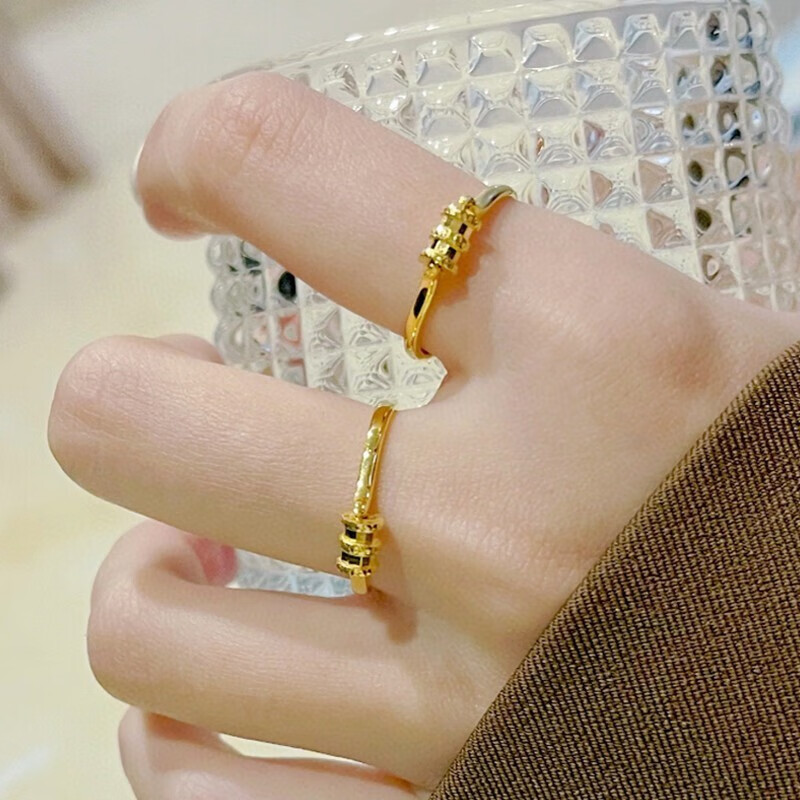 老凤凰 黄金小蛮腰戒指女999足金素圈活口戒子指环简约5g工艺首饰品