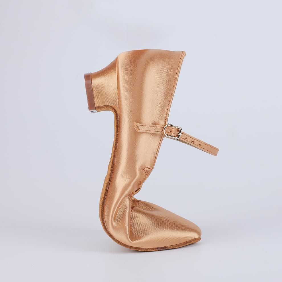 2022新款bd贝蒂女童摩登舞鞋少儿童女孩练功鞋中跟软底国标舞蹈鞋升级