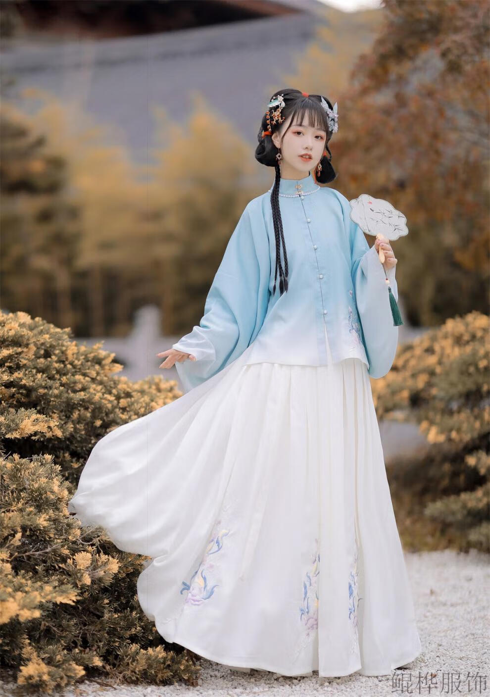 鲲桦明制汉服设计相思引汉服明制中国风刺绣斗篷云肩日常汉服套装