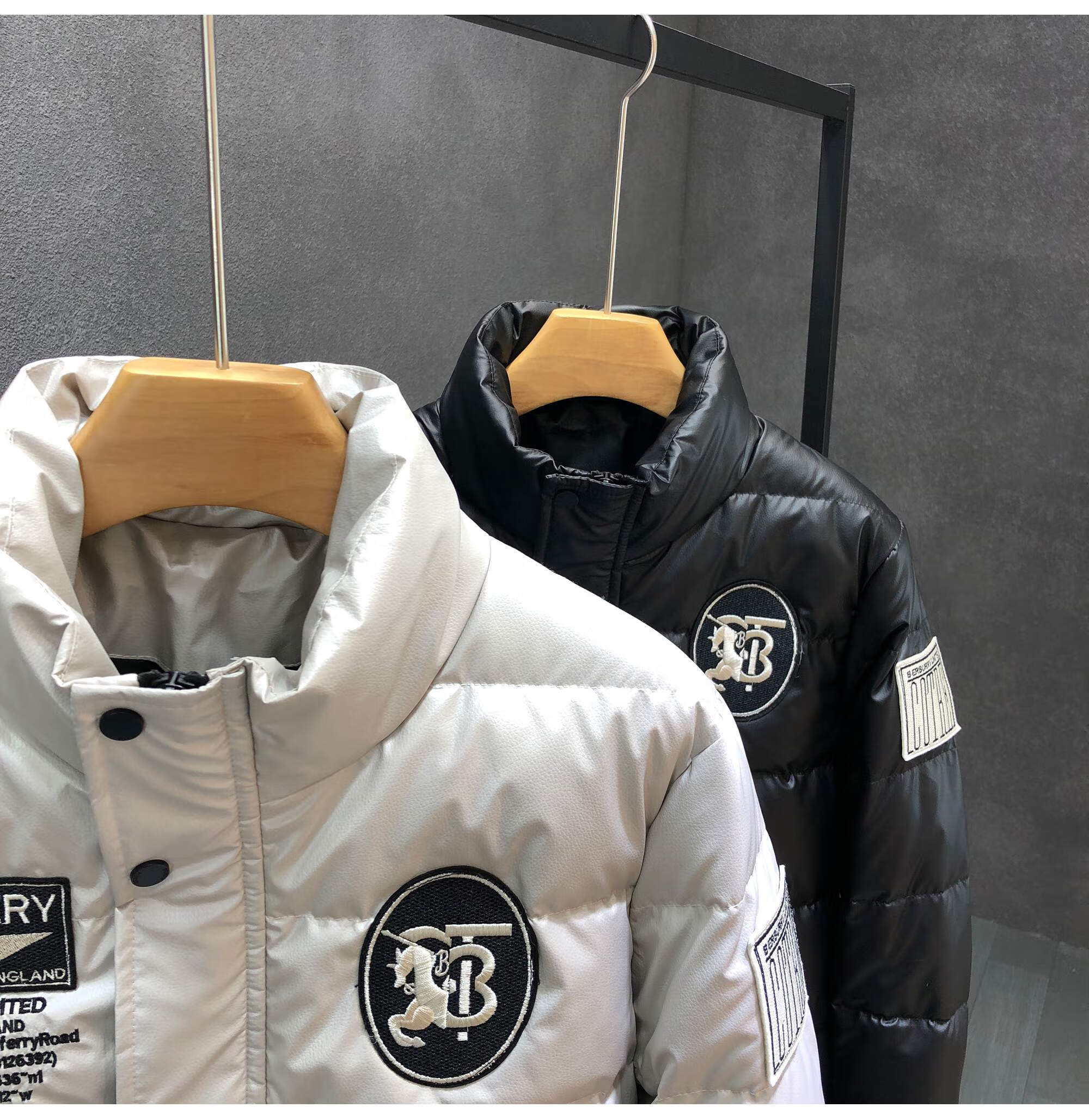 oloey 乐乐兔香港潮牌刺绣贴标羽绒服男潮流短款2021年冬季新款男士