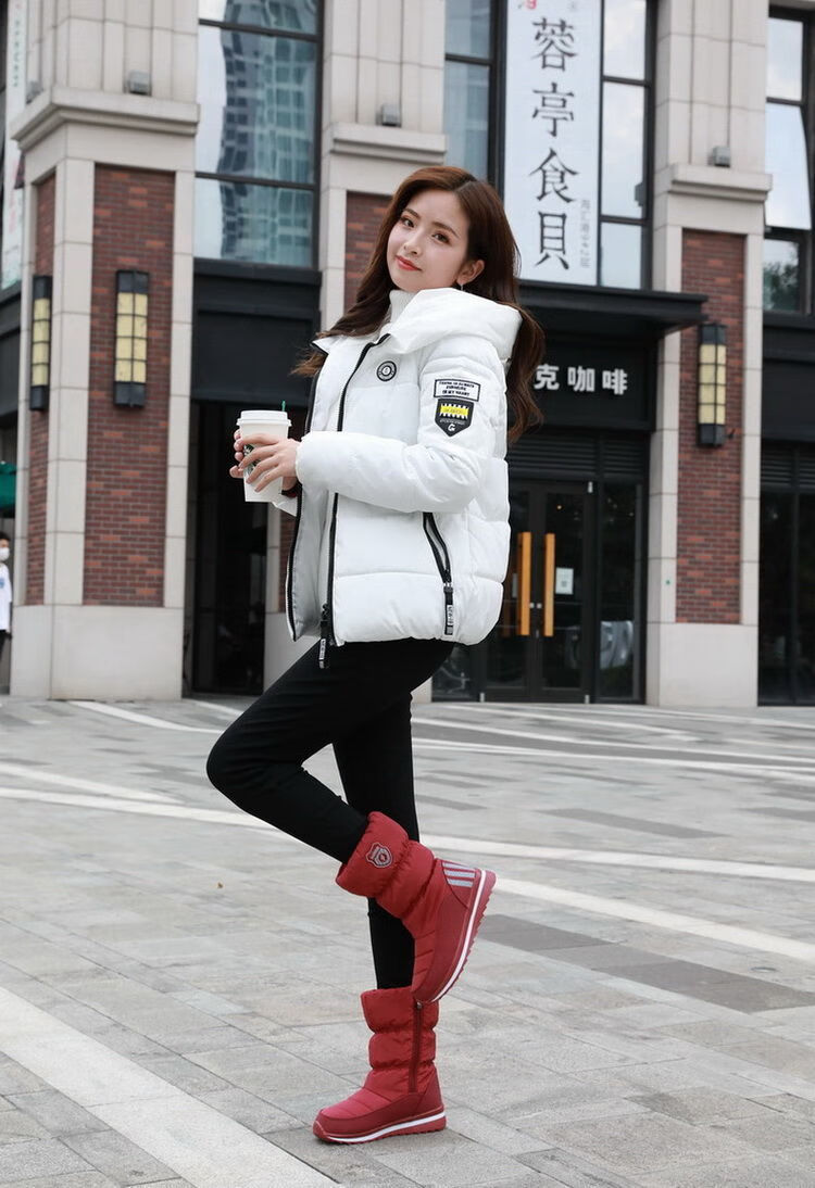 防寒保暖中青年少女冬天穿的东北加厚雪地靴女款防滑防水中筒棉靴子女