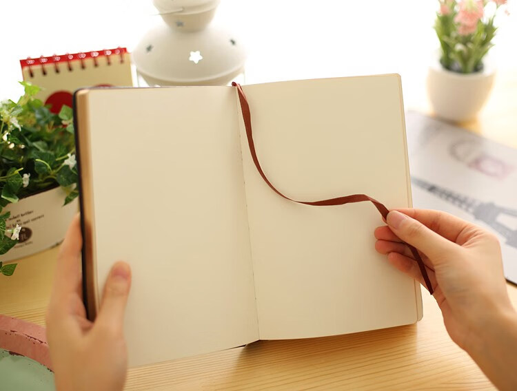 超厚金边空白加厚日记本子笔记本复古黄色纸内页文艺精美个性记事本