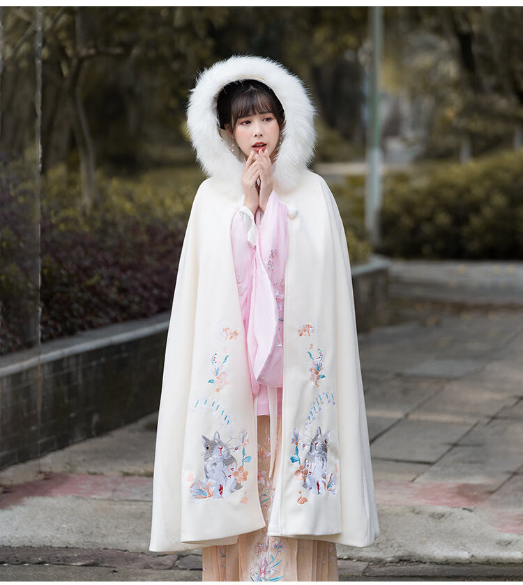 冬季披风加厚披肩白色加绒古装古风中国风长款外套 白色斗篷(配毛领)