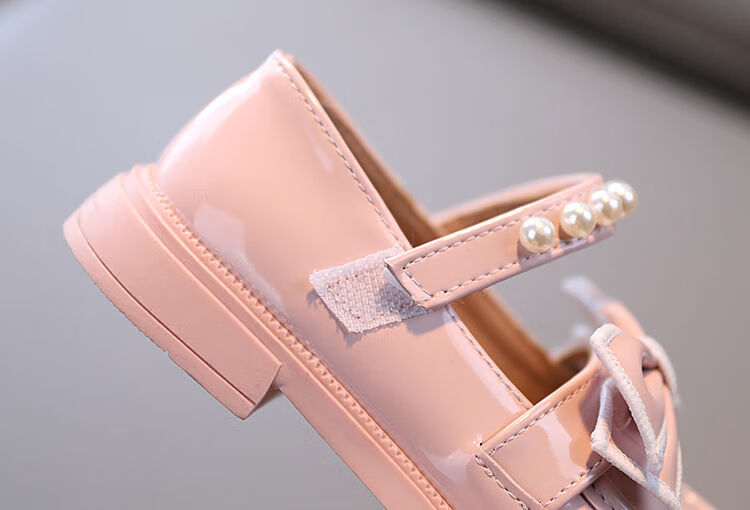 女童皮鞋春季新款洋气宝宝鞋子软底女孩单鞋儿童公主鞋豆豆鞋粉红色a2