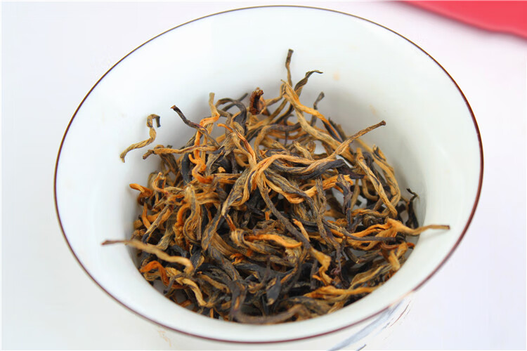 舒可哒2022年滇红茶蜜香金丝正宗凤庆古树红茶金芽春茶散装100克装