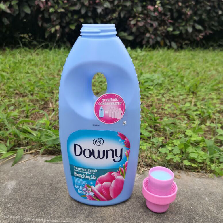 【618活动】越南衣物柔顺剂1洗衣液护理剂800 防静电留香 紫罗兰花香