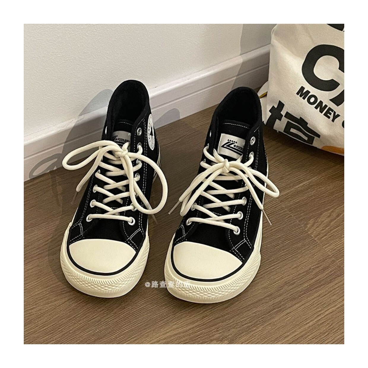 路查查 丑萌方头高帮帆布鞋女小众设计韩版加绒二棉鞋子女ins潮 白色