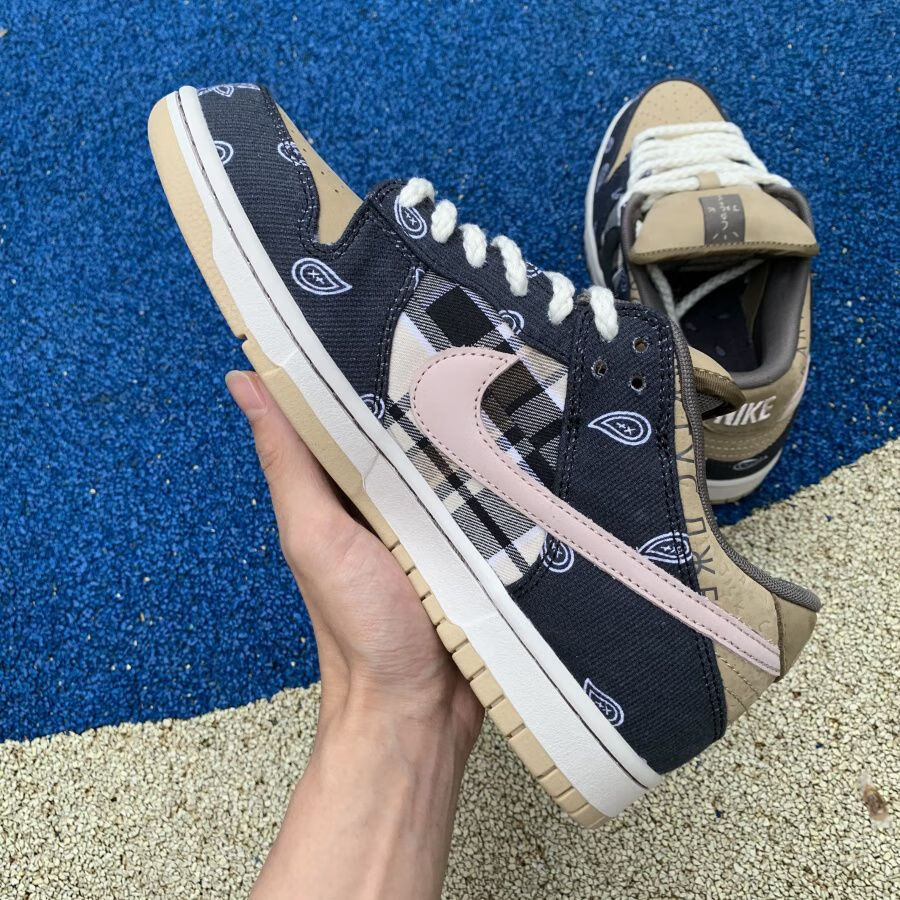 【自营官方旗舰店】travis scott × sb dunk 腰花果男女休闲情侣滑板