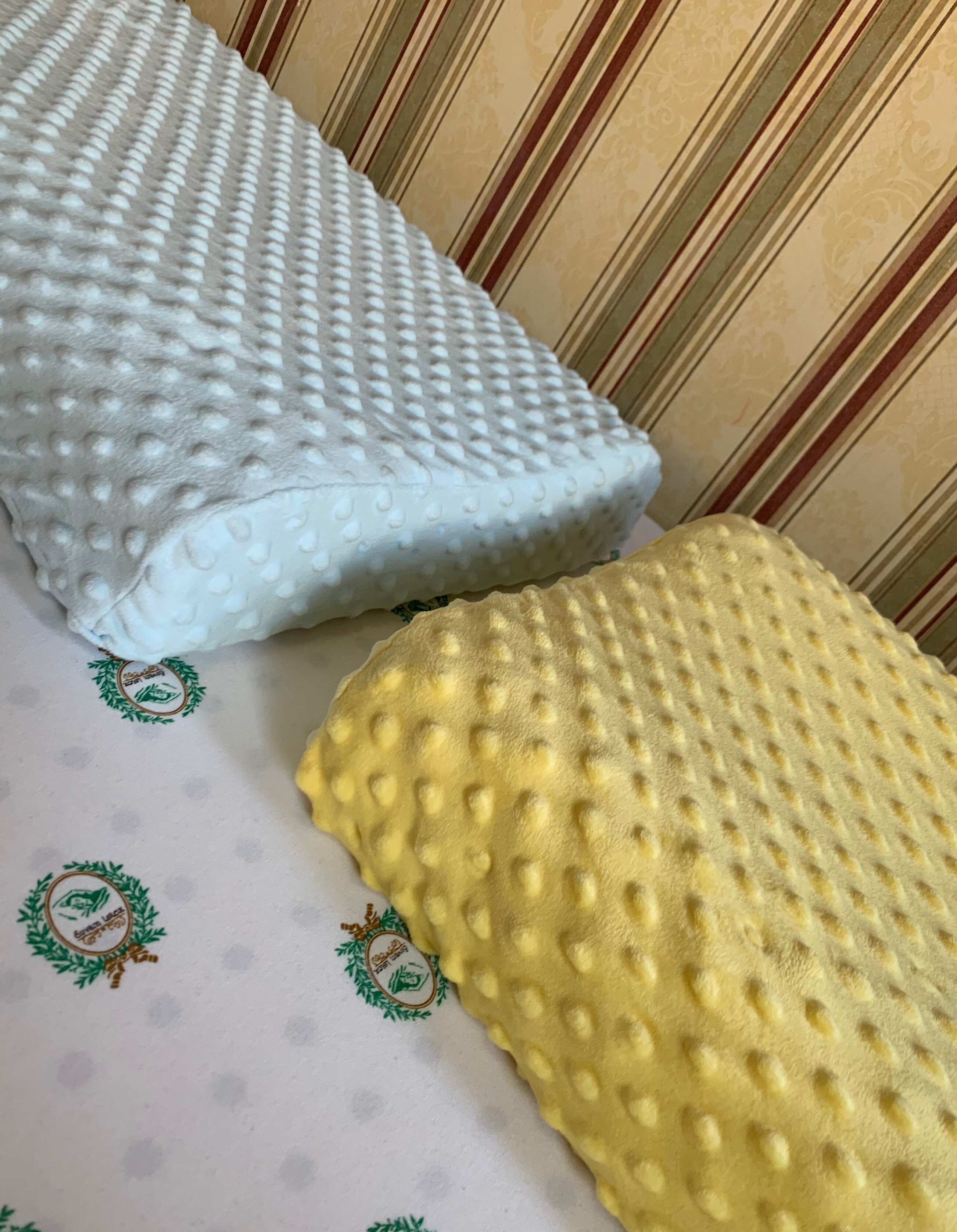 泰国素万乳胶枕泰国素万乳胶枕替换枕套纯棉弹性针织棉儿童枕枕原装