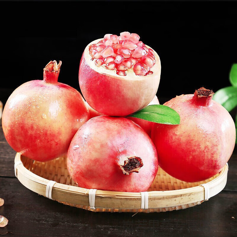 500-600g特产品类:蒙自石榴包装形式:简装种类:硬籽石榴原产地:云南