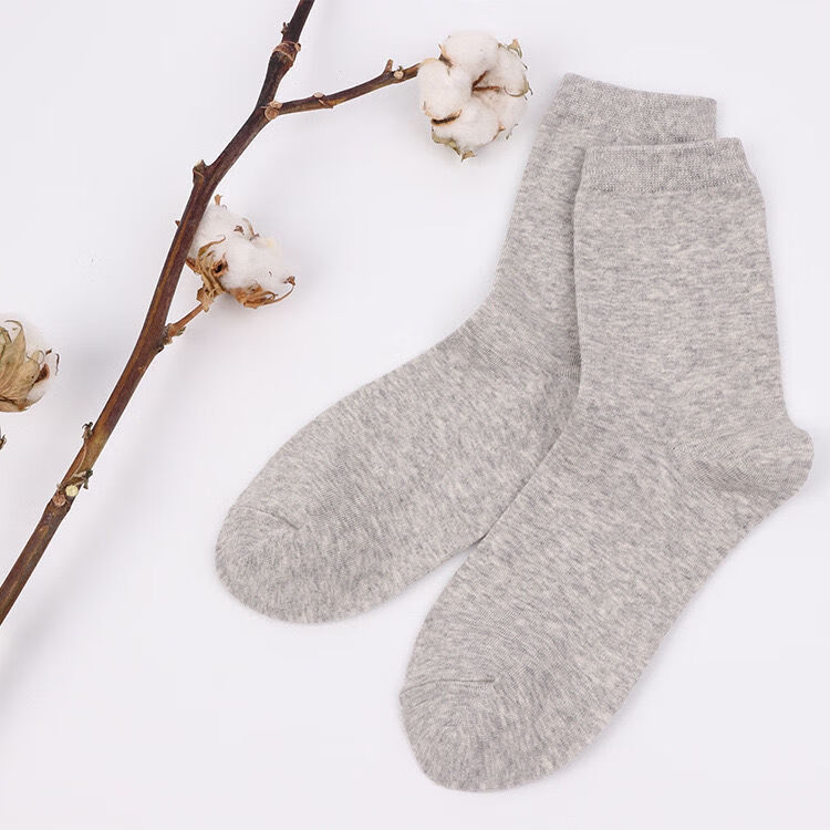 花眫新款女中筒袜休闲糖果纯色精梳棉女袜 咖啡
