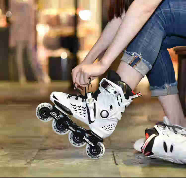 单排轮滑鞋溜冰鞋专业轮滑鞋溜冰鞋男士女闪光直排轮旱冰鞋滑冰鞋单排