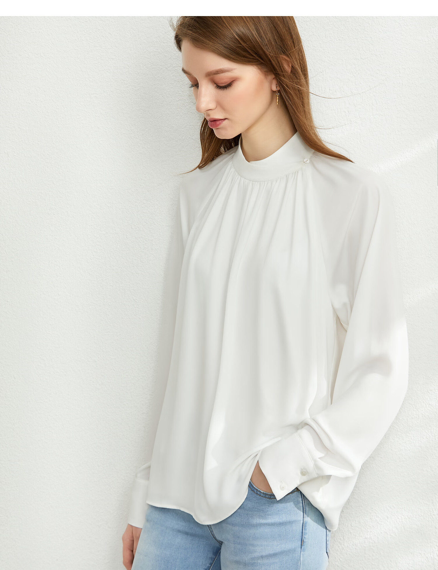 amii极简立领插肩袖碎褶雪纺衬衫秋季新款宽松贝壳扣上衣女 干玫瑰粉