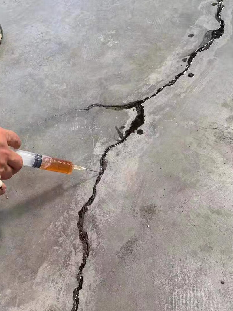 混凝土裂缝修补剂楼板灌缝剂水磨石金刚砂地坪龟裂水泥地裂纹修复