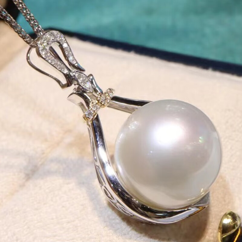 南洋半岛澳白珍珠吊坠海水珍珠项链18k金镶嵌钻石轻奢名媛锁骨链送