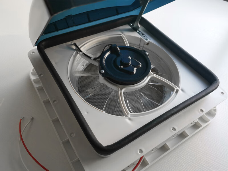 12v房车换气扇床车改装配件房屋天窗集装箱房排风扇电动散热纯白色