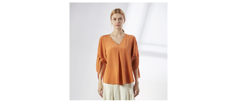 jac女装宽松v领上衣2022夏新款设计感绑带袖子垂感衬衫hx13196 橘色 4