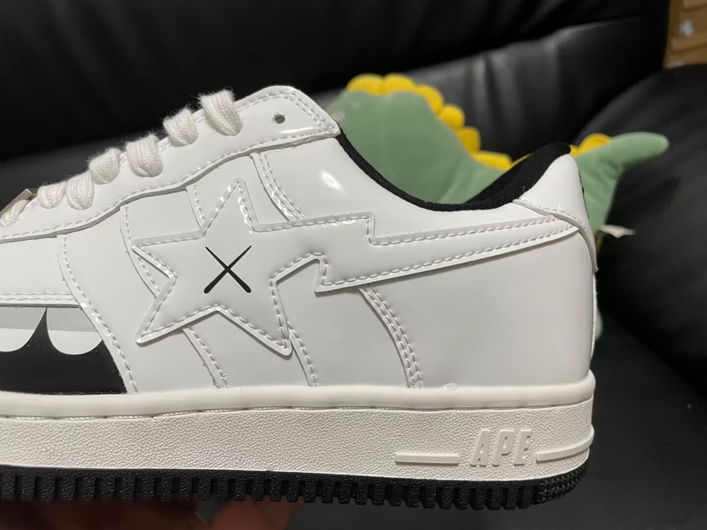 bapesta鞋子kaws联名流星漆皮年经典拼色男女情侣低帮休闲板鞋 黑色