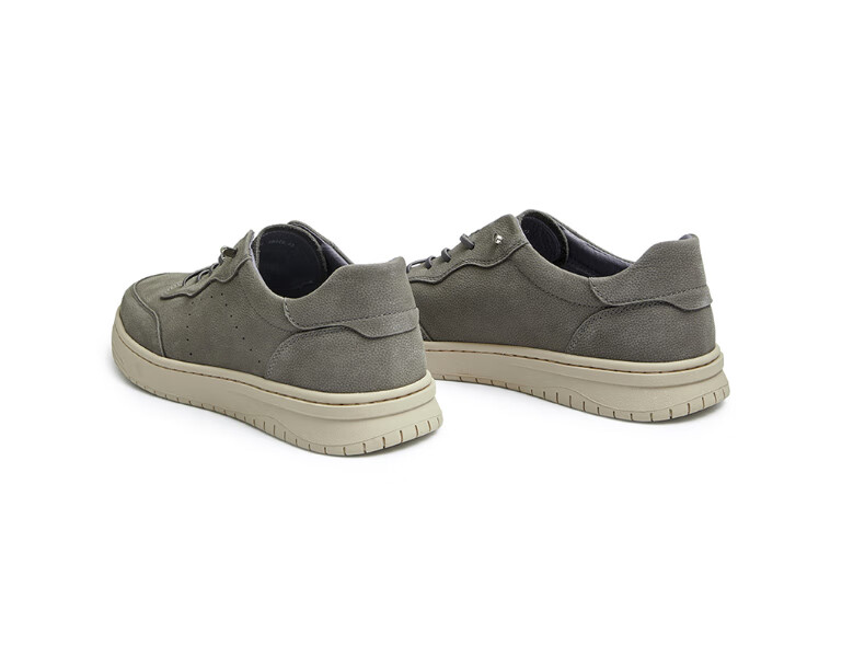 tata他她男鞋2022秋时尚舒适复古工装透气软底皮鞋套脚休闲皮鞋男士