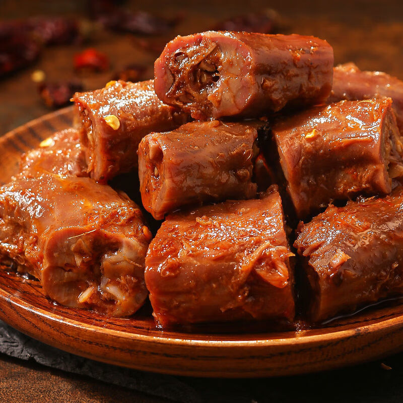 麻辣鸭脖子零食特产10包卤味小吃批发黑鸭鸭脖30包