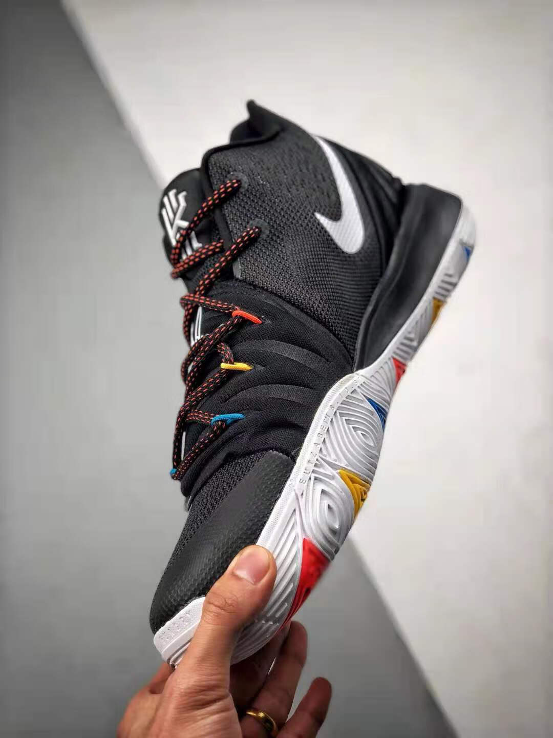 【官方旗舰店】真爆欧文5代篮球鞋莆田kyrie5联名老友记耐磨实战埃及