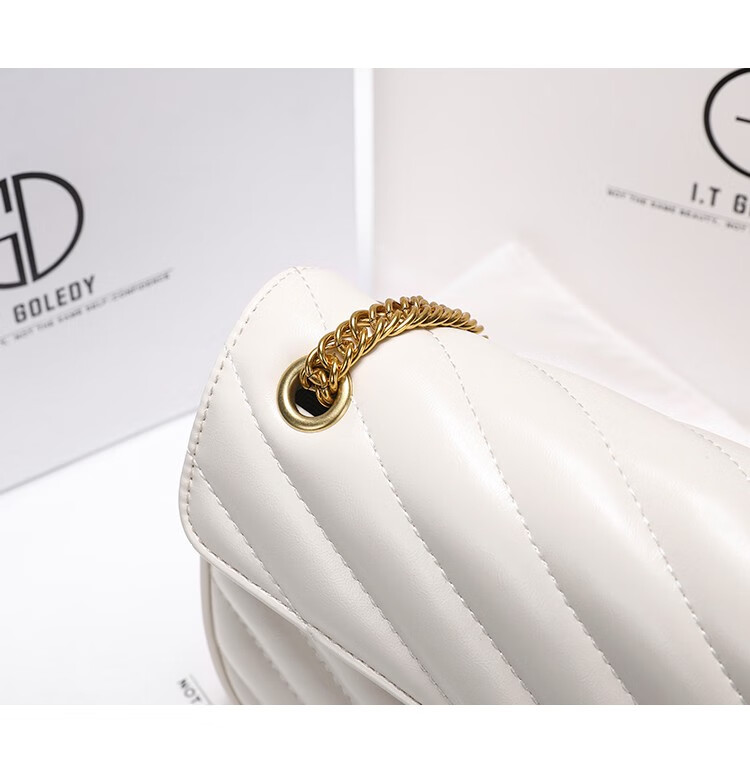 2022新款香港itgdledy真皮包包女小香风蝶形五金百搭腋下包斜挎包