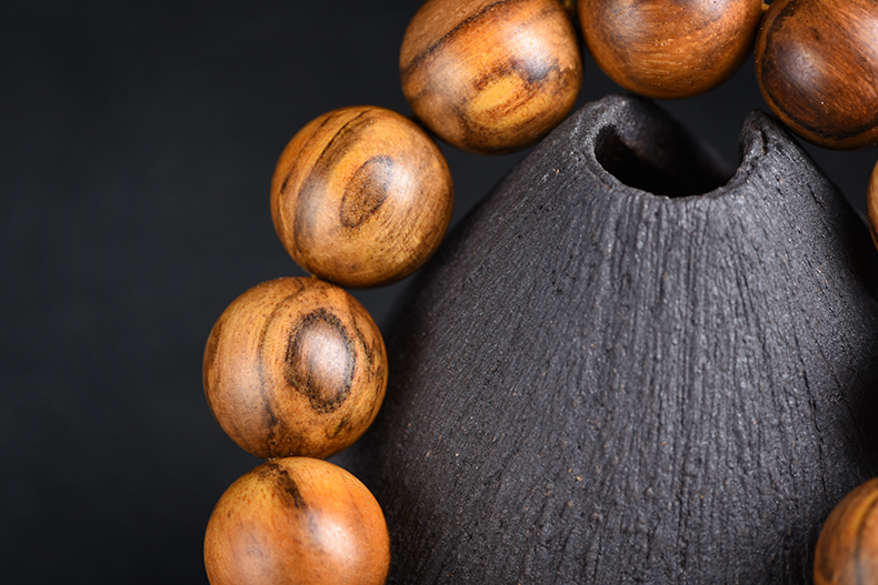 贡木沉香手串玄同印尼贡木佛珠手串赛奇楠沉香原木原料龙鳞玉化文玩