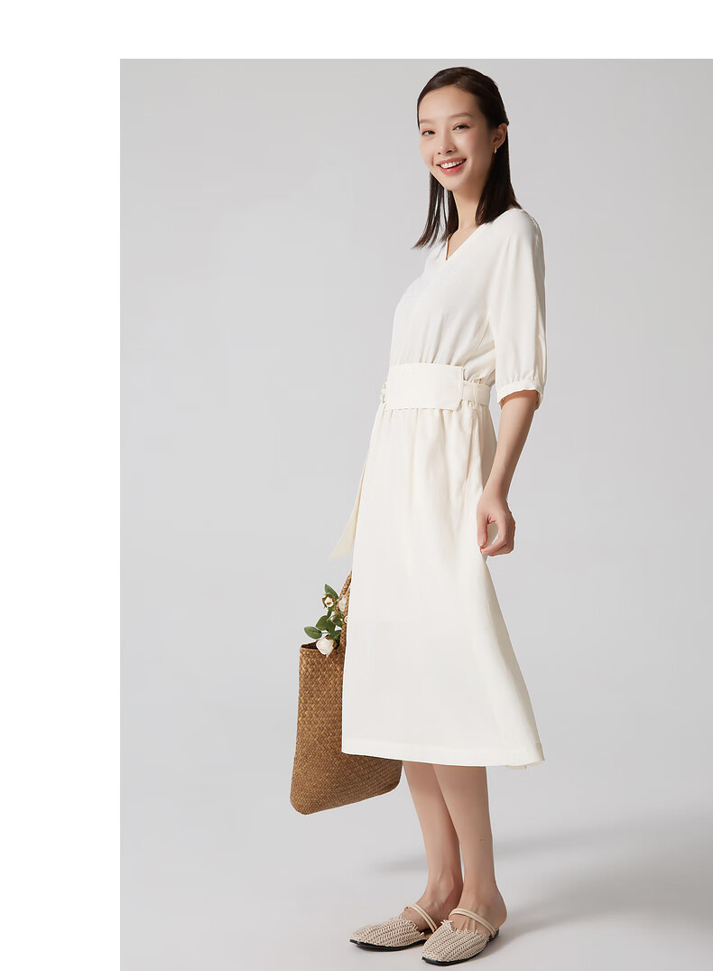 布景连衣裙女2022年夏季新品纯色v领五分袖腰带收腰过膝长裙深奶咖色s