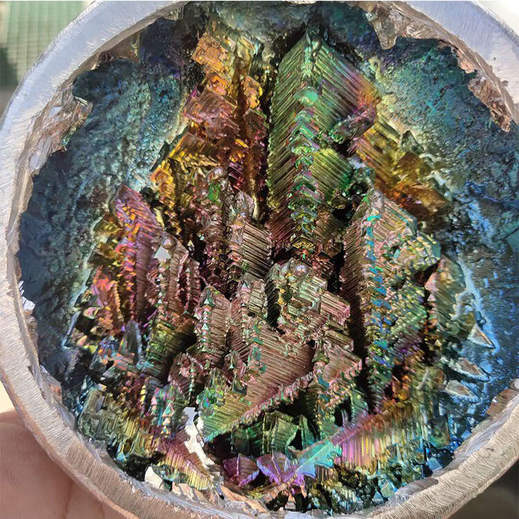 铋晶体聚宝盆彩色铋矿金属结晶高品质标本矿石矿标收藏饰品摆件sn