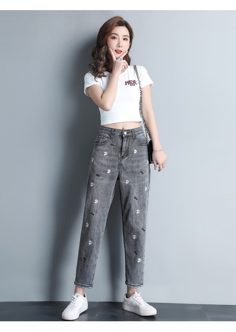 凌丹娜今年流行的花裤子小雏菊牛仔裤女2020年新款宽松九分小个子老爹