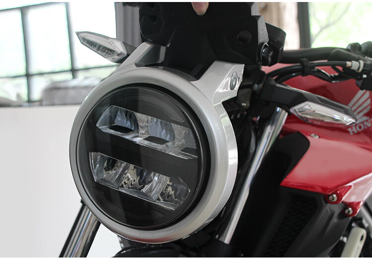 适用于cb400f本田摩托车改装cb300r无损安装车灯配件圆灯大灯总成摩托