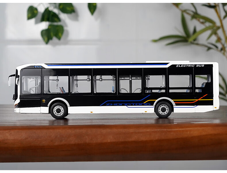 1:42原厂汽车模型 中通客车 新一代纯电动城市客车 lck6126evgra1