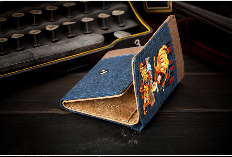 2022年新款春季海贼王卡包海贼王路飞索隆卡通动漫联名潮牌时尚钱包男